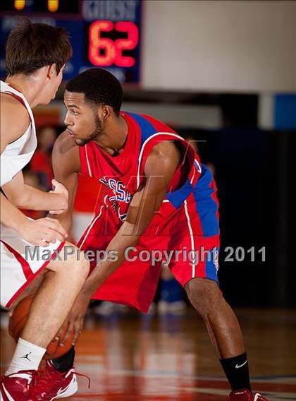 Thumbnail 2 in Calloway County vs. Massac County (Marshall County Hoopfest) photogallery.