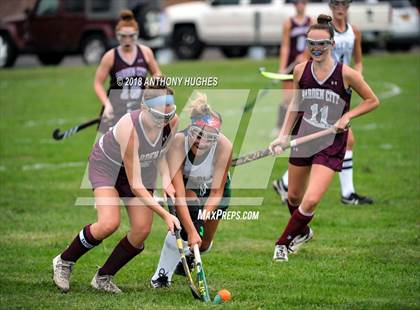 Thumbnail 1 in Garden City vs Carle Place photogallery.