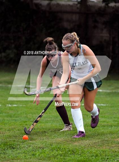 Thumbnail 1 in Garden City vs Carle Place photogallery.