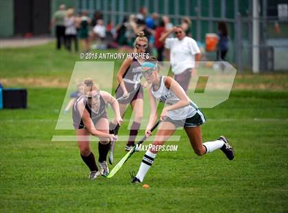 Thumbnail 2 in Garden City vs Carle Place photogallery.