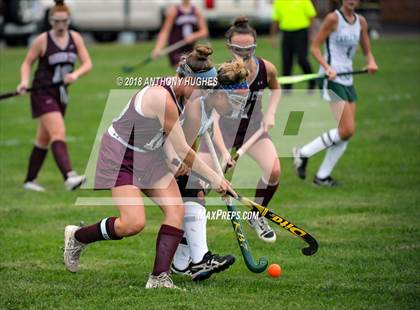Thumbnail 2 in Garden City vs Carle Place photogallery.