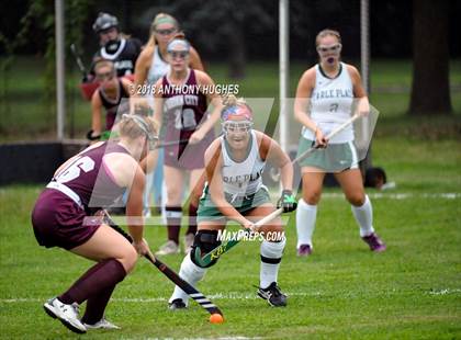 Thumbnail 1 in Garden City vs Carle Place photogallery.