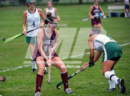 Thumbnail 3 in Garden City vs Carle Place photogallery.