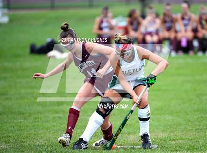 Thumbnail 1 in Garden City vs Carle Place photogallery.