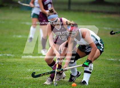 Thumbnail 1 in Garden City vs Carle Place photogallery.