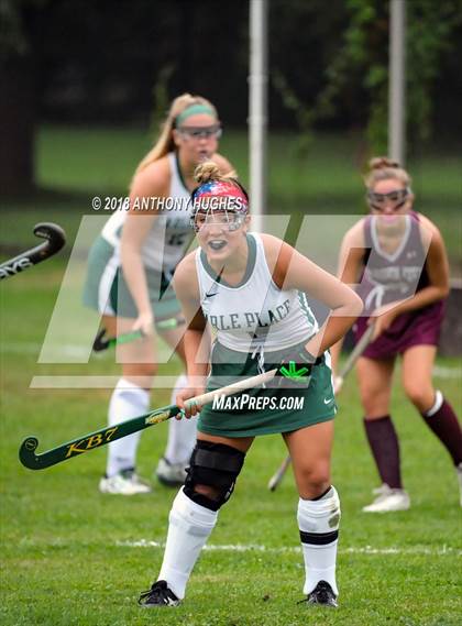 Thumbnail 3 in Garden City vs Carle Place photogallery.