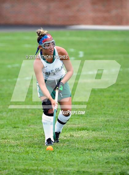 Thumbnail 1 in Garden City vs Carle Place photogallery.