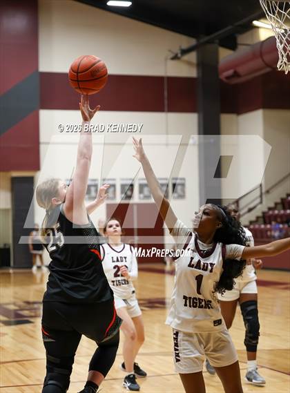 Thumbnail 1 in Gary @ Tenaha photogallery.