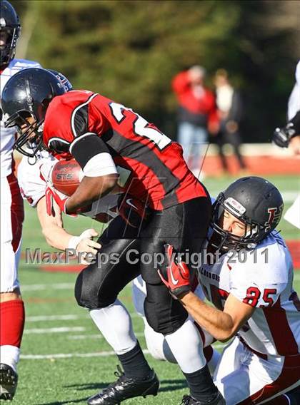 Thumbnail 1 in Healdsburg @ Salesian (CIF NCS D4 Semifinal) photogallery.