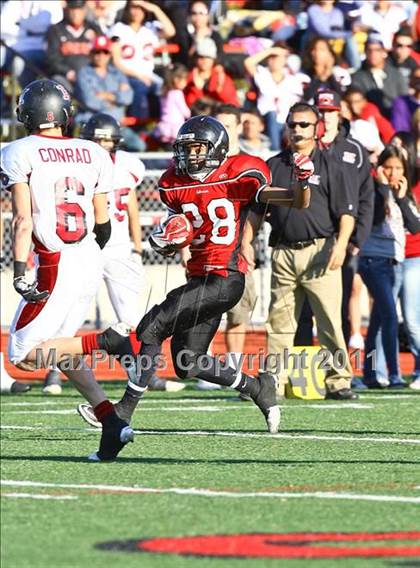 Thumbnail 3 in Healdsburg @ Salesian (CIF NCS D4 Semifinal) photogallery.