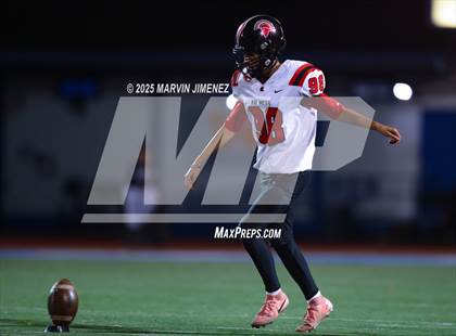 Thumbnail 2 in Westlake vs Rio Mesa photogallery.