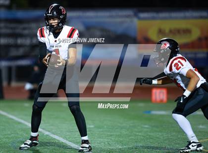 Thumbnail 3 in Westlake vs Rio Mesa photogallery.