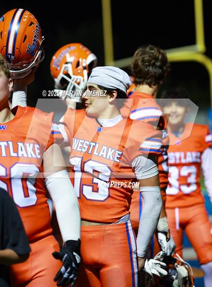 Thumbnail 2 in Westlake vs Rio Mesa photogallery.