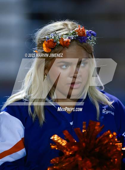 Thumbnail 2 in Westlake vs Rio Mesa photogallery.