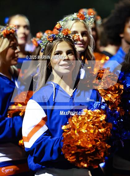 Thumbnail 3 in Westlake vs Rio Mesa photogallery.