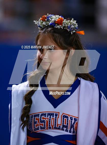 Thumbnail 1 in Westlake vs Rio Mesa photogallery.