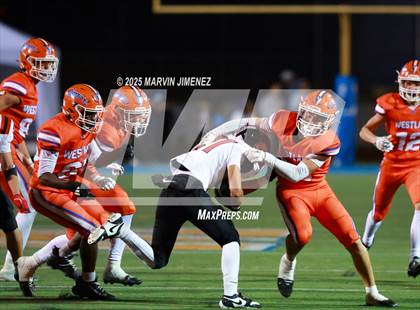 Thumbnail 3 in Westlake vs Rio Mesa photogallery.
