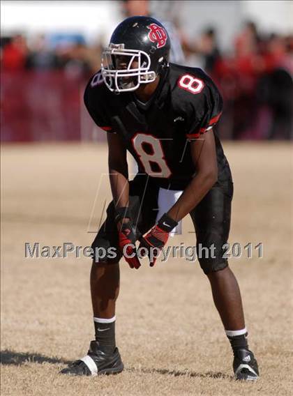 Thumbnail 2 in  Mt. Carmel vs. DuQuoin (IHSA Class 3A Quarterfinal) photogallery.