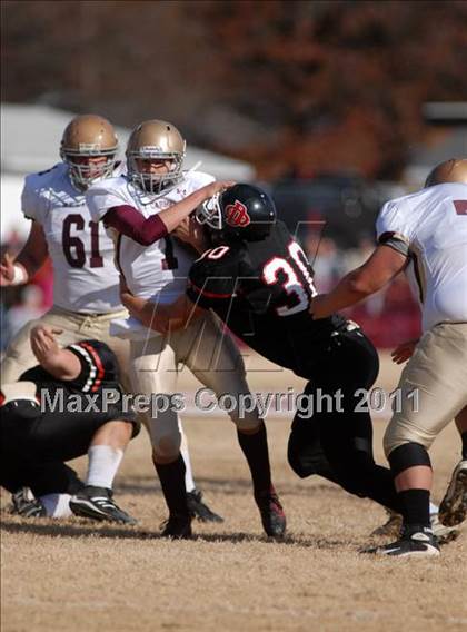 Thumbnail 1 in  Mt. Carmel vs. DuQuoin (IHSA Class 3A Quarterfinal) photogallery.