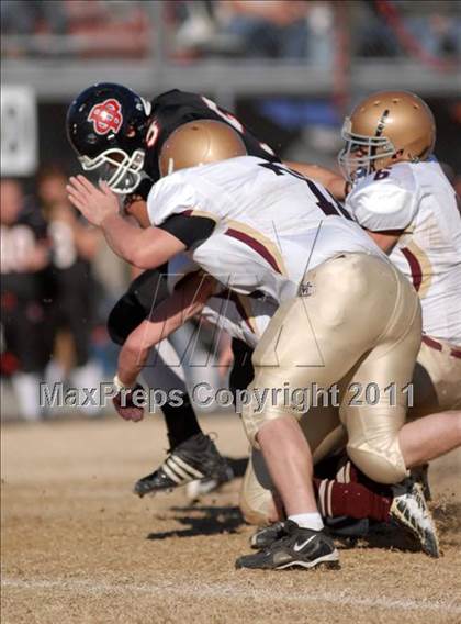 Thumbnail 2 in  Mt. Carmel vs. DuQuoin (IHSA Class 3A Quarterfinal) photogallery.