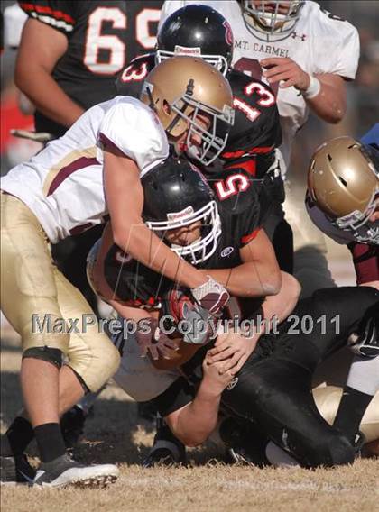 Thumbnail 2 in  Mt. Carmel vs. DuQuoin (IHSA Class 3A Quarterfinal) photogallery.