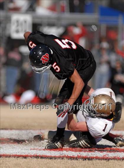 Thumbnail 2 in  Mt. Carmel vs. DuQuoin (IHSA Class 3A Quarterfinal) photogallery.