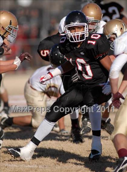 Thumbnail 2 in  Mt. Carmel vs. DuQuoin (IHSA Class 3A Quarterfinal) photogallery.