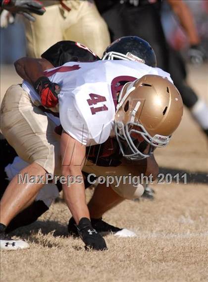 Thumbnail 3 in  Mt. Carmel vs. DuQuoin (IHSA Class 3A Quarterfinal) photogallery.
