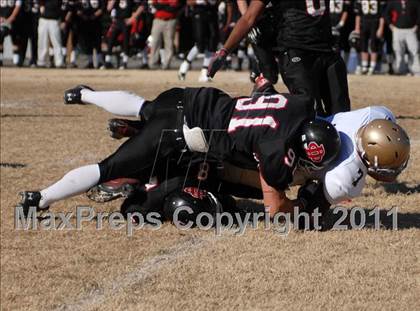 Thumbnail 1 in  Mt. Carmel vs. DuQuoin (IHSA Class 3A Quarterfinal) photogallery.