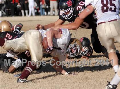 Thumbnail 1 in  Mt. Carmel vs. DuQuoin (IHSA Class 3A Quarterfinal) photogallery.