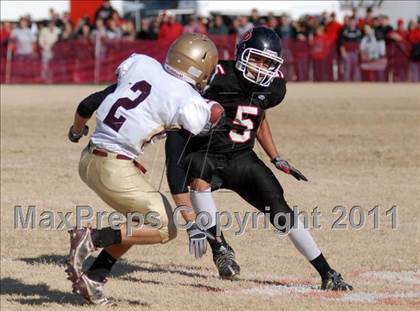 Thumbnail 2 in  Mt. Carmel vs. DuQuoin (IHSA Class 3A Quarterfinal) photogallery.