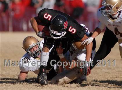 Thumbnail 1 in  Mt. Carmel vs. DuQuoin (IHSA Class 3A Quarterfinal) photogallery.