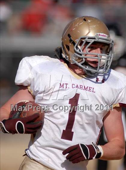 Thumbnail 2 in  Mt. Carmel vs. DuQuoin (IHSA Class 3A Quarterfinal) photogallery.