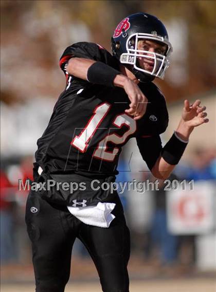 Thumbnail 3 in  Mt. Carmel vs. DuQuoin (IHSA Class 3A Quarterfinal) photogallery.