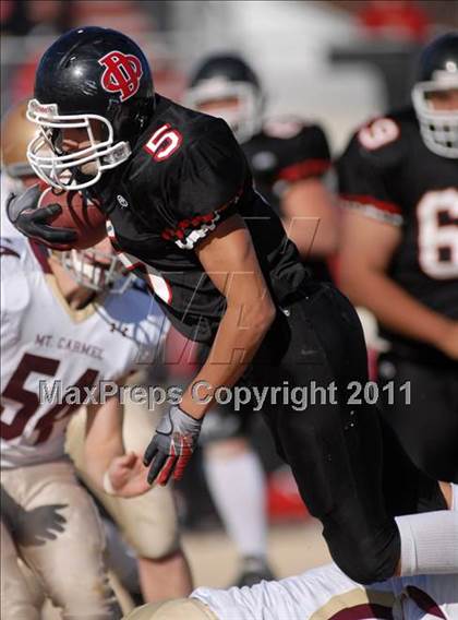 Thumbnail 3 in  Mt. Carmel vs. DuQuoin (IHSA Class 3A Quarterfinal) photogallery.