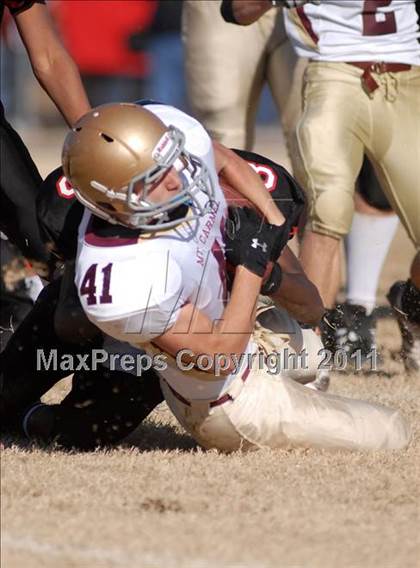 Thumbnail 2 in  Mt. Carmel vs. DuQuoin (IHSA Class 3A Quarterfinal) photogallery.