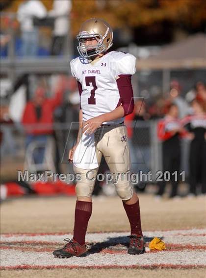 Thumbnail 1 in  Mt. Carmel vs. DuQuoin (IHSA Class 3A Quarterfinal) photogallery.