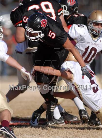 Thumbnail 3 in  Mt. Carmel vs. DuQuoin (IHSA Class 3A Quarterfinal) photogallery.
