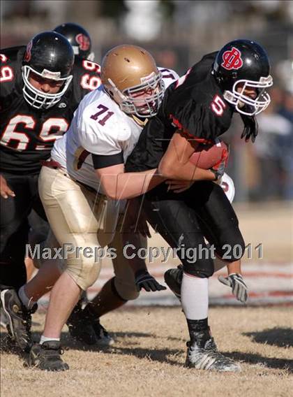 Thumbnail 1 in  Mt. Carmel vs. DuQuoin (IHSA Class 3A Quarterfinal) photogallery.