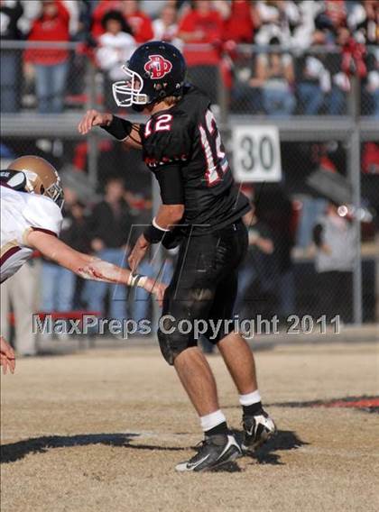 Thumbnail 3 in  Mt. Carmel vs. DuQuoin (IHSA Class 3A Quarterfinal) photogallery.