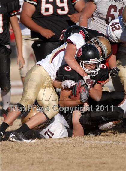 Thumbnail 1 in  Mt. Carmel vs. DuQuoin (IHSA Class 3A Quarterfinal) photogallery.