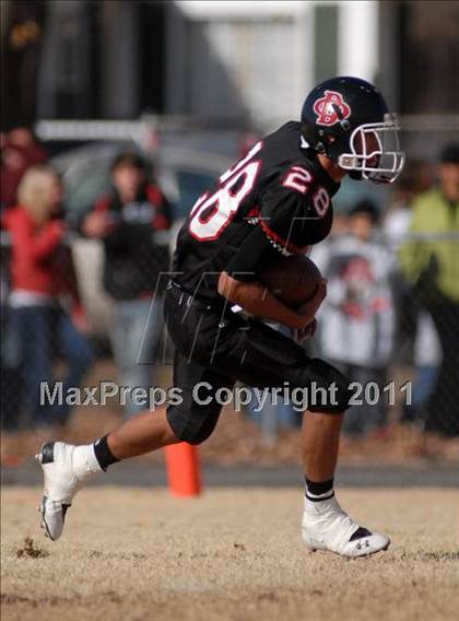 Thumbnail 1 in  Mt. Carmel vs. DuQuoin (IHSA Class 3A Quarterfinal) photogallery.