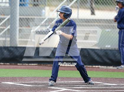 Thumbnail 2 in Polytechnic vs Flintridge Prep photogallery.