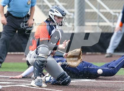 Thumbnail 2 in Polytechnic vs Flintridge Prep photogallery.