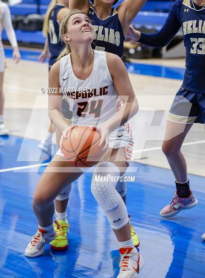 Thumbnail 2 in Republic vs Helias (The 48 Hours of Basketball) photogallery.