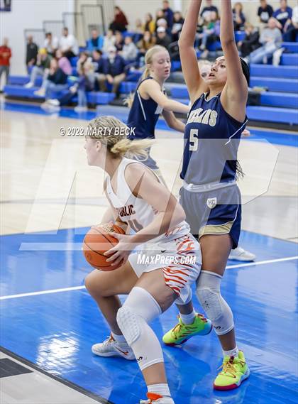 Thumbnail 1 in Republic vs Helias (The 48 Hours of Basketball) photogallery.
