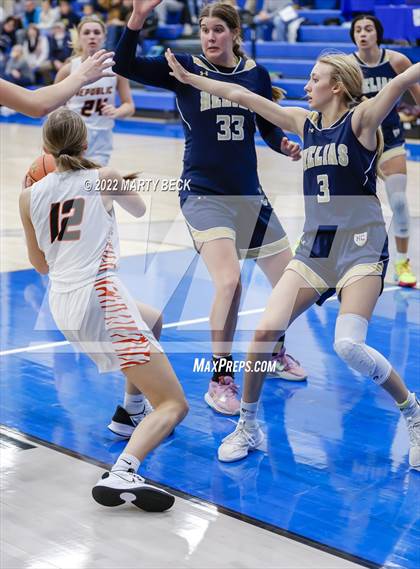 Thumbnail 2 in Republic vs Helias (The 48 Hours of Basketball) photogallery.