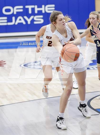 Thumbnail 3 in Republic vs Helias (The 48 Hours of Basketball) photogallery.