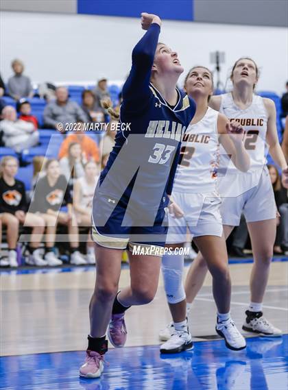 Thumbnail 2 in Republic vs Helias (The 48 Hours of Basketball) photogallery.