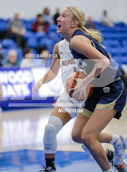 Thumbnail 2 in Republic vs Helias (The 48 Hours of Basketball) photogallery.